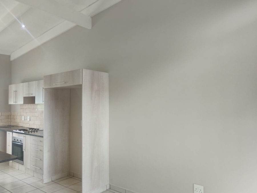 2 Bedroom Property for Sale in Waterval East North West